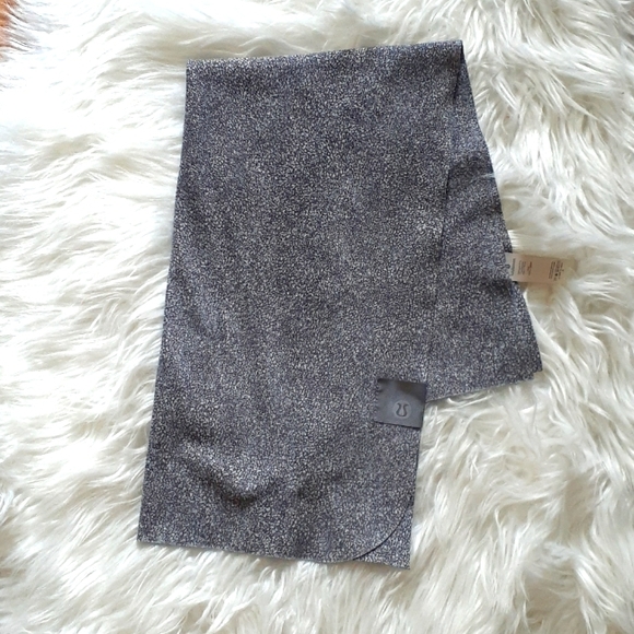 lululemon athletica Accessories - Gray Lululemon Scarf